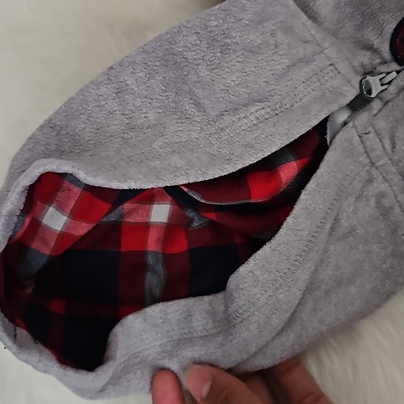 Carters Baby Boy gray hoodie 12M - Picture 3 of 4